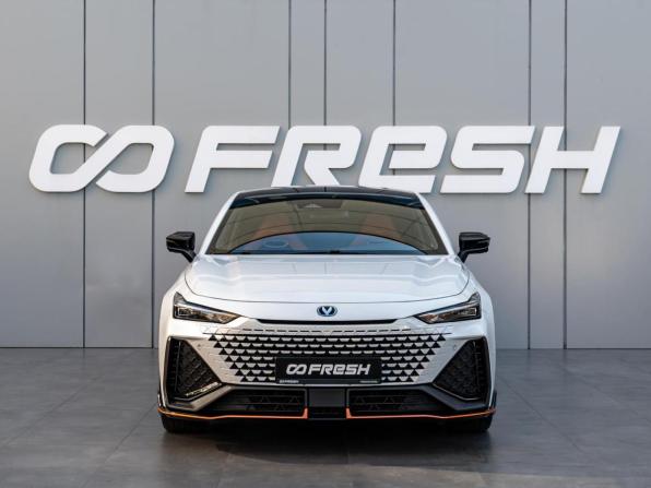 Changan UNI-V I с пробегом 2024 года, цена 2 850 000 рублей, 40761 км, лифтбек, Автокод Объявления