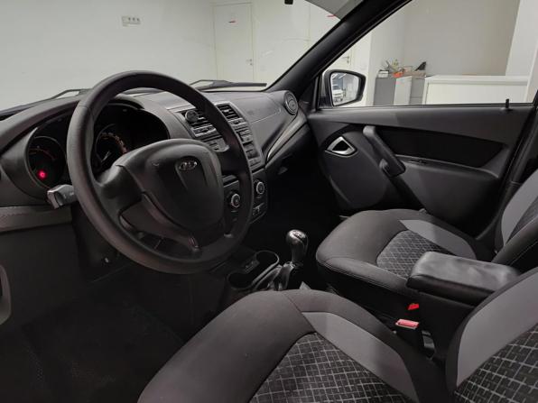Lada (ВАЗ) Granta I Рестайлинг с пробегом 2019 года, цена 555 000 рублей, 216997 км, седан, Автокод Объявления