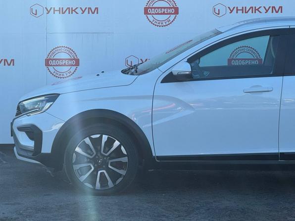 Lada (ВАЗ) Vesta I Рестайлинг (NG) с пробегом 2024 года, цена 1 389 000 рублей, 95629 км, универсал, Автокод Объявления
