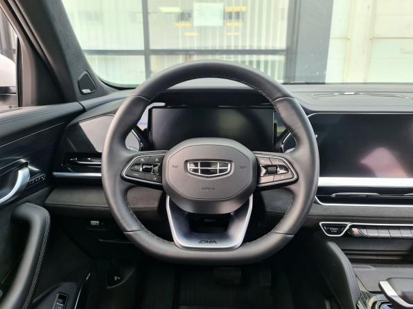 Geely Monjaro I с пробегом 2024 года, цена 3 750 000 рублей, 25253 км, внедорожник, Автокод Объявления