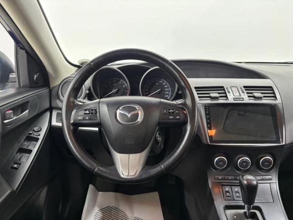 Mazda 3 II (BL) Рестайлинг с пробегом 2012 года, цена 890 000 рублей, 207374 км, хэтчбек, Автокод Объявления