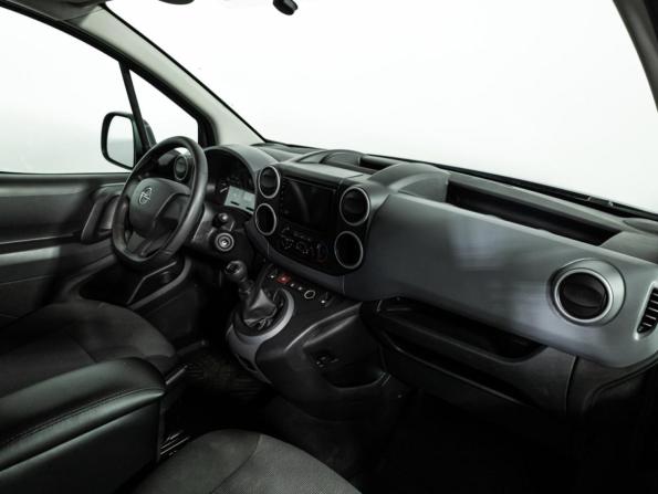 Opel Combo PCMA с пробегом 2021 года, цена 2 178 000 рублей, 36157 км, фургон, Автокод Объявления