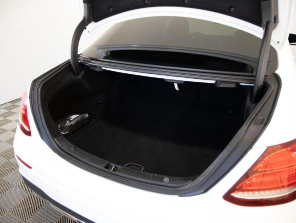 Mercedes-Benz E-Класс V (W213 S213 C238) с пробегом 2016 года, цена 2 149 000 рублей, 222068 км, седан, Автокод Объявления