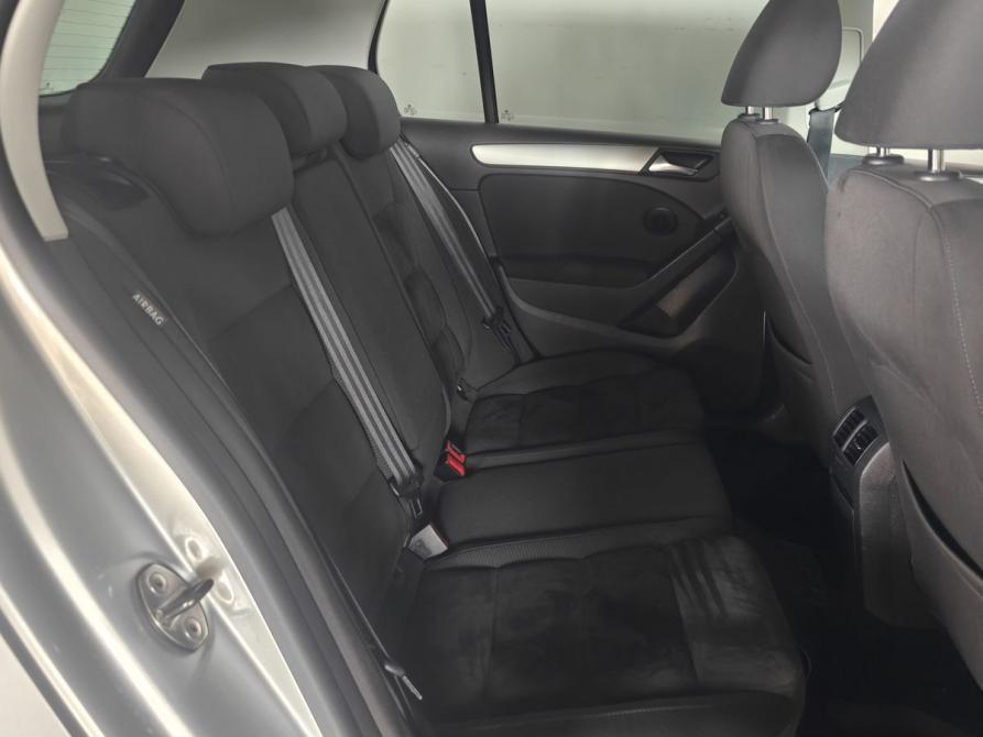 Volkswagen Golf VI Москва  - изображение 11