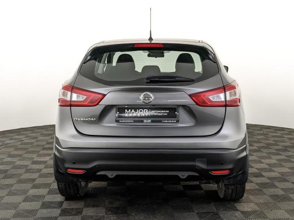 Nissan Qashqai II с пробегом 2015 года, цена 1 699 000 рублей, 76716 км, внедорожник, Автокод Объявления