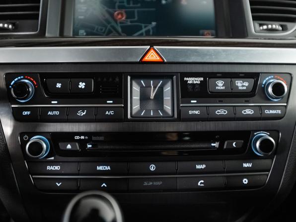 Hyundai Genesis II с пробегом 2016 года, цена 2 200 000 рублей, 102094 км, седан, Автокод Объявления