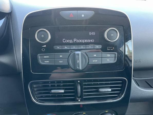 Renault Clio IV Рестайлинг с пробегом 2019 года, цена 999 000 рублей, 136849 км, универсал, Автокод Объявления