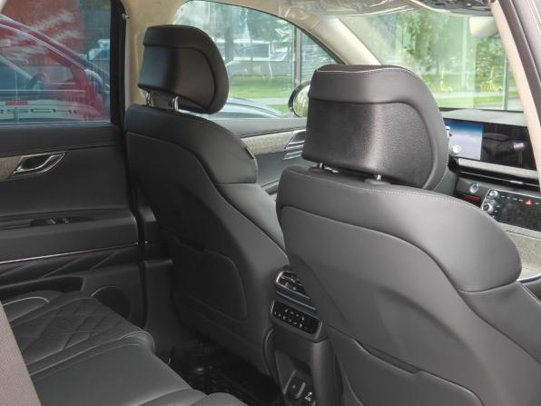 Genesis GV80 I с пробегом 2024 года, цена 9 700 000 рублей, 5700 км, внедорожник, Автокод Объявления