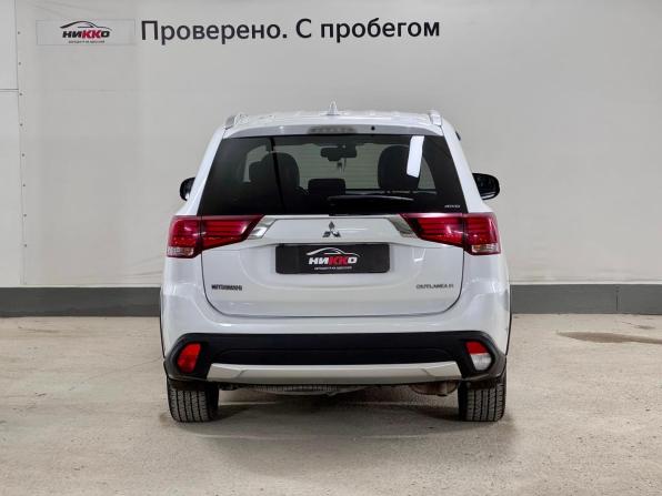 Mitsubishi Outlander III Рестайлинг 2 с пробегом 2017 года, цена 2 343 000 рублей, 142484 км, внедорожник, Автокод Объявления