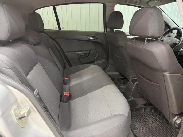 Opel Astra H Рестайлинг с пробегом 2006 года, цена 489 000 рублей, 276548 км, хэтчбек, Автокод Объявления