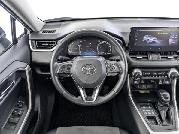 Toyota RAV4 V (XA50) с пробегом 2024 года, цена 3 950 000 рублей, 35198 км, внедорожник, Автокод Объявления