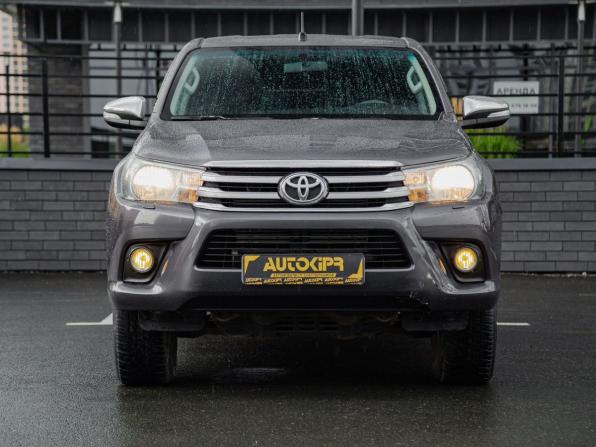 Toyota Hilux VIII с пробегом 2015 года, цена 1 985 000 рублей, 294056 км, offers.body_type.unknown, Автокод Объявления