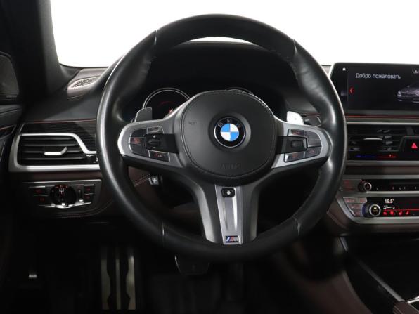 BMW 7 серии VI (G11/G12) с пробегом 2018 года, цена 5 665 990 рублей, 45790 км, седан, Автокод Объявления