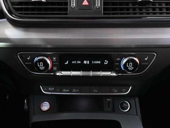 Audi SQ5 II (FY) Рестайлинг с пробегом 2021 года, цена 5 790 000 рублей, 106109 км, внедорожник, Автокод Объявления