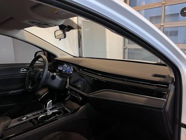 Omoda S5 с пробегом 2023 года, цена 1 485 000 рублей, 37777 км, седан, Автокод Объявления