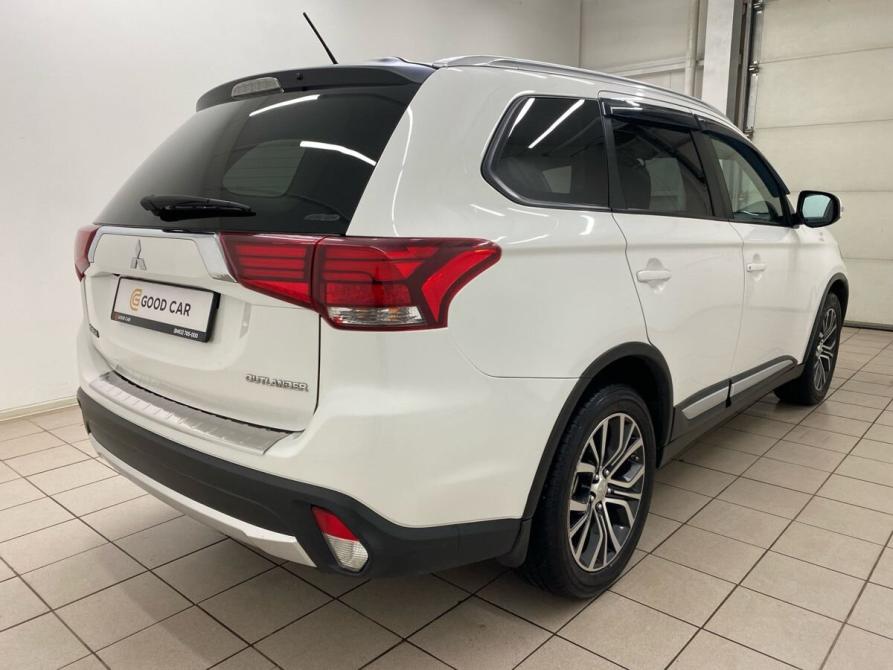 Mitsubishi Outlander III Рестайлинг 2 Энгельс  - изображение 6