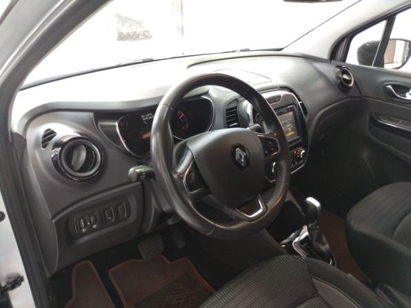 Renault Kaptur I с пробегом 2017 года, цена 1 140 000 рублей, 147845 км, внедорожник, Автокод Объявления