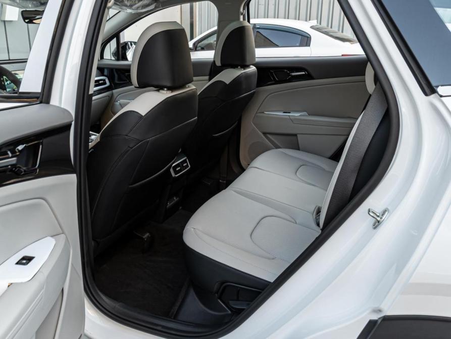 Kia Sportage V Краснодар  - изображение 11