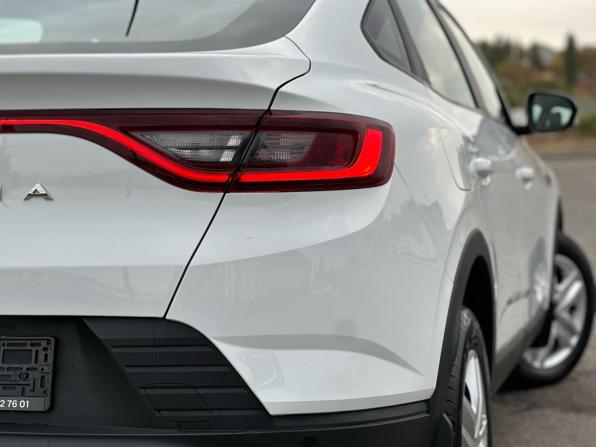 Renault Arkana I с пробегом 2022 года, цена 1 320 000 рублей, 53350 км, внедорожник, Автокод Объявления