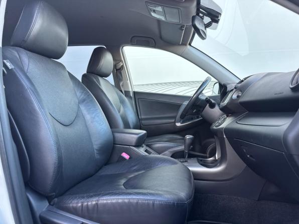 Toyota RAV4 III (XA30) Рестайлинг с пробегом 2012 года, цена 1 630 000 рублей, 135663 км, внедорожник, Автокод Объявления
