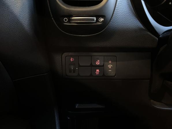 Kia Soul II Рестайлинг с пробегом 2018 года, цена 1 450 000 рублей, 81643 км, хэтчбек, Автокод Объявления