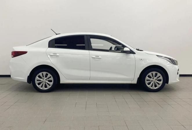 Kia Rio IV с пробегом 2017 года, цена 1 319 000 рублей, 165760 км, седан, Автокод Объявления