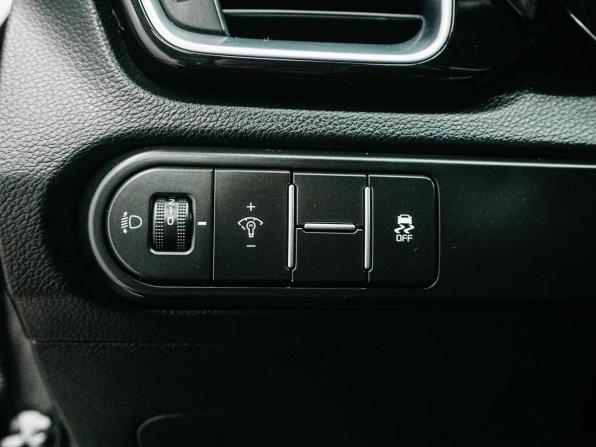 Kia Ceed III с пробегом 2019 года, цена 1 529 000 рублей, 135198 км, хэтчбек, Автокод Объявления