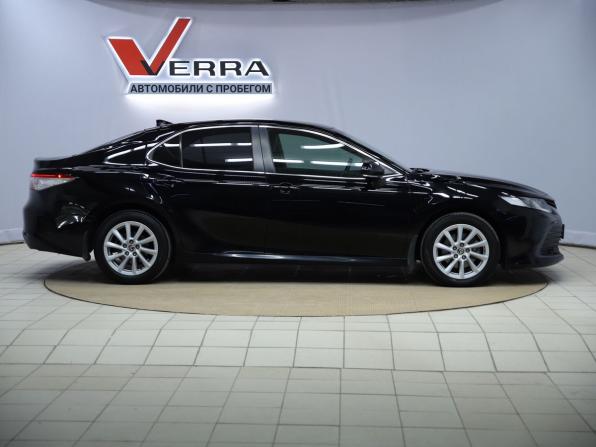Toyota Camry VIII (XV70) Рестайлинг с пробегом 2021 года, цена 2 190 000 рублей, 279313 км, седан, Автокод Объявления