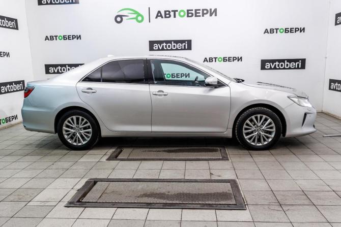 Toyota Camry VII (XV50) Рестайлинг с пробегом 2015 года, цена 1 684 000 рублей, 207000 км, седан, Автокод Объявления