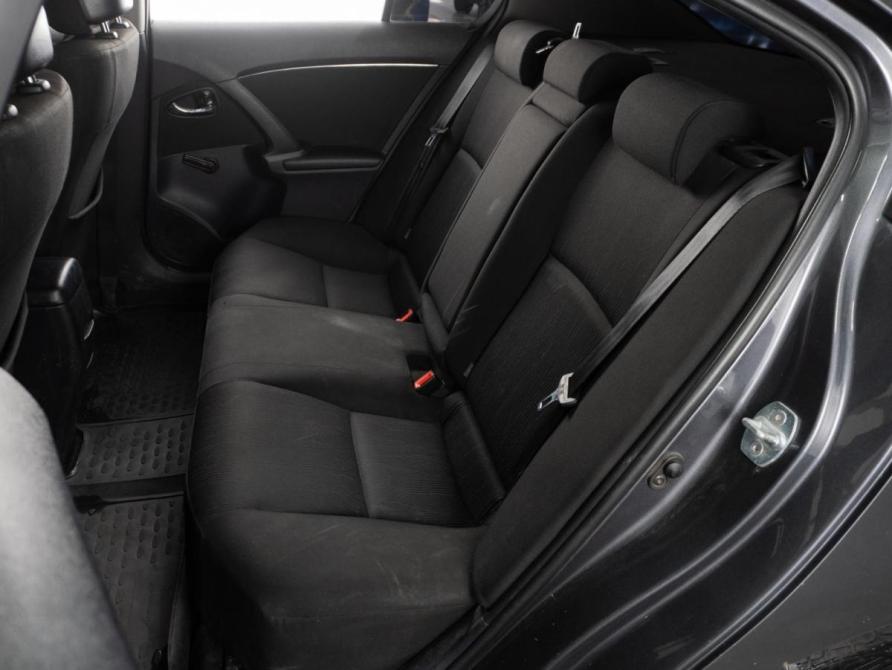 Toyota Avensis III Тюмень  - изображение 9