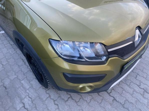 Renault Sandero II с пробегом 2017 года, цена 1 044 000 рублей, 122429 км, хэтчбек, Автокод Объявления