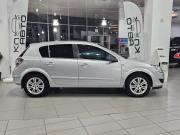 Opel Astra J Рестайлинг Курган  - изображение 29