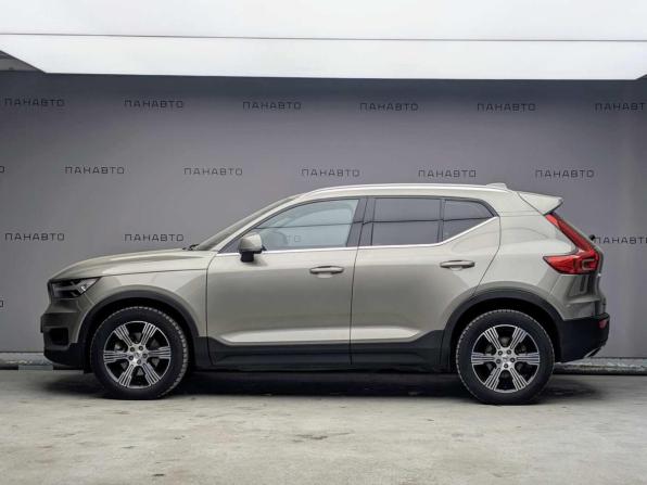 Volvo XC40 I с пробегом 2019 года, цена 2 225 000 рублей, 215551 км, внедорожник, Автокод Объявления