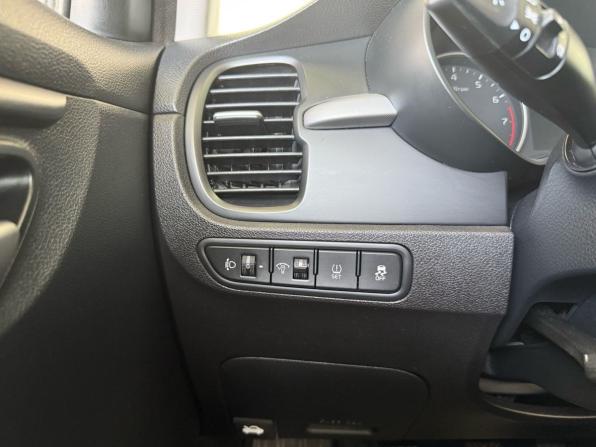 Kia Rio IV с пробегом 2019 года, цена 1 299 000 рублей, 108917 км, седан, Автокод Объявления