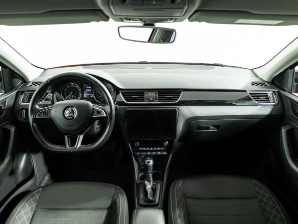 Skoda Rapid I Рестайлинг с пробегом 2017 года, цена 1 449 700 рублей, 74233 км, лифтбек, Автокод Объявления