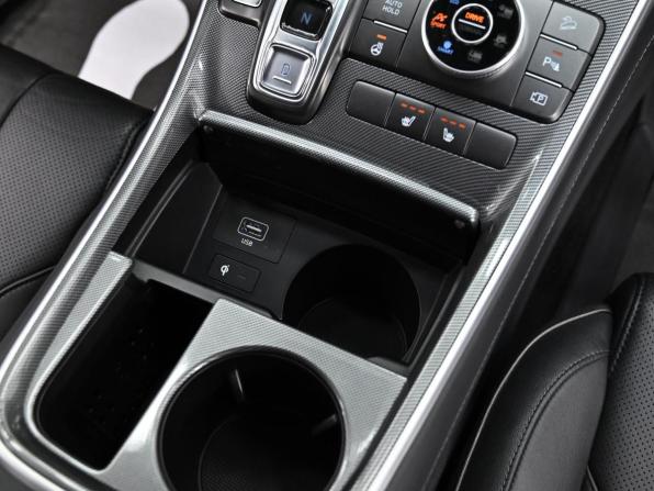 Hyundai Santa Fe IV Рестайлинг с пробегом 2021 года, цена 2 749 000 рублей, 117000 км, внедорожник, Автокод Объявления