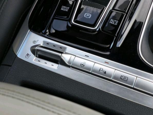 Kia Carnival IV с пробегом 2022 года, цена 4 835 000 рублей, 60900 км, минивэн, Автокод Объявления