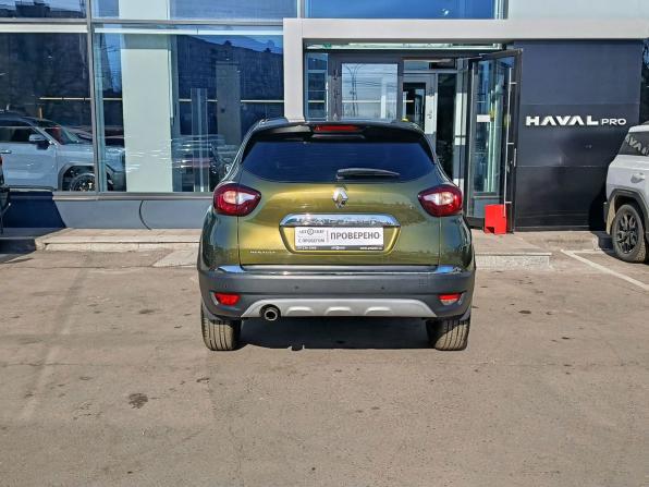 Renault Kaptur I с пробегом 2017 года, цена 1 059 000 рублей, 103781 км, внедорожник, Автокод Объявления