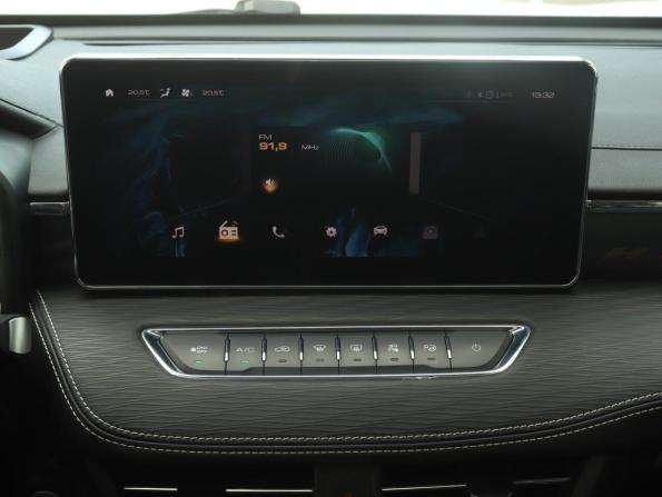 Haval Jolion I Рестайлинг с пробегом 2024 года, цена 2 303 000 рублей, 24092 км, внедорожник, Автокод Объявления
