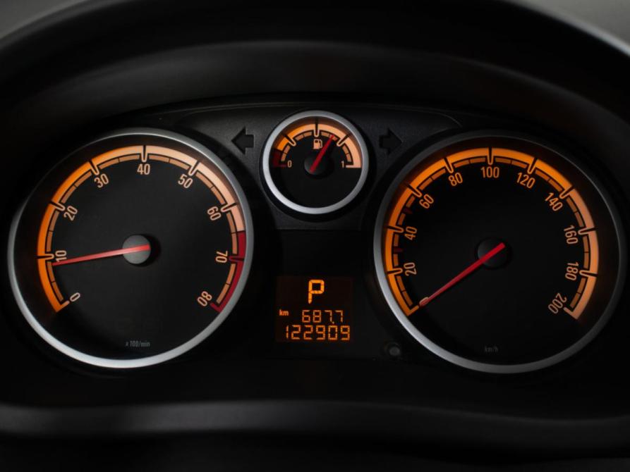 Opel Corsa D Москва  - изображение 12