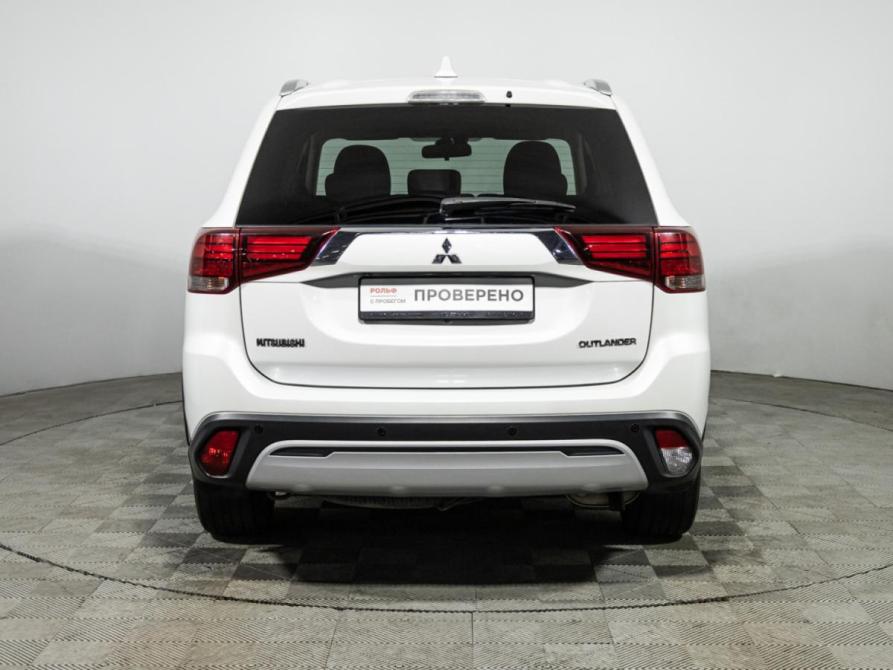 Mitsubishi Outlander III Рестайлинг 3 Санкт-Петербург  - изображение 6