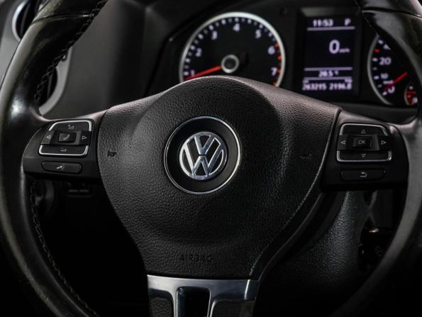 Volkswagen Tiguan I Рестайлинг с пробегом 2013 года, цена 949 000 рублей, 263210 км, внедорожник, Автокод Объявления