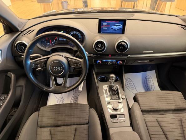 Audi A3 III (8V) Рестайлинг с пробегом 2017 года, цена 1 358 000 рублей, 234300 км, хэтчбек, Автокод Объявления