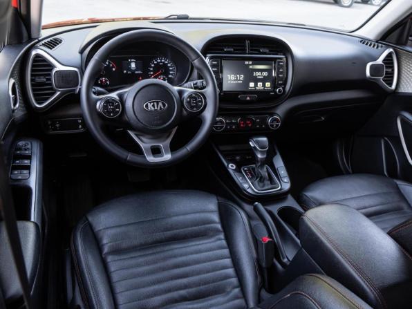Kia Soul III с пробегом 2021 года, цена 1 650 000 рублей, 238225 км, хэтчбек, Автокод Объявления