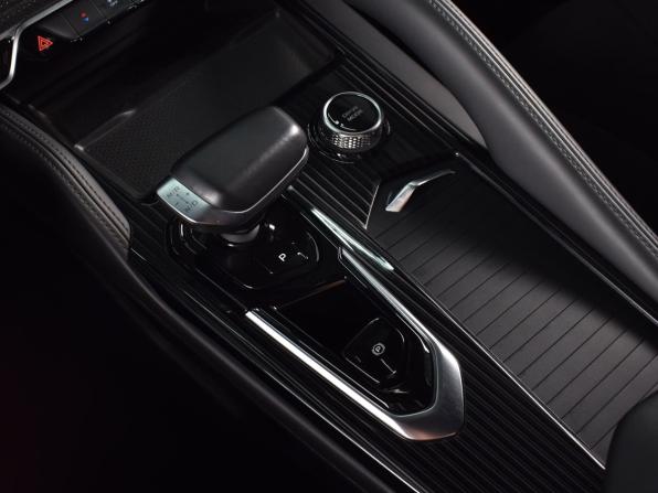 Geely Monjaro I с пробегом 2024 года, цена 3 599 999 рублей, 22154 км, внедорожник, Автокод Объявления