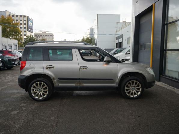 Skoda Yeti I с пробегом 2011 года, цена 760 000 рублей, 223415 км, внедорожник, Автокод Объявления