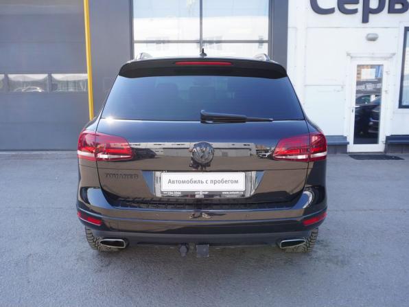 Volkswagen Touareg II Рестайлинг с пробегом 2018 года, цена 2 833 000 рублей, 198087 км, внедорожник, Автокод Объявления