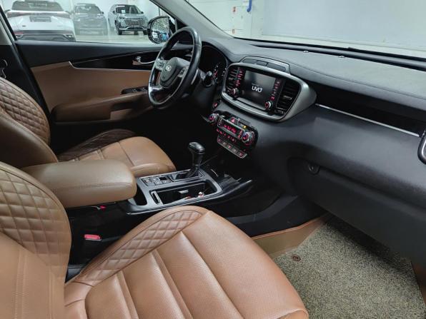 Kia Sorento III Prime Рестайлинг с пробегом 2017 года, цена 2 930 000 рублей, 120027 км, внедорожник, Автокод Объявления