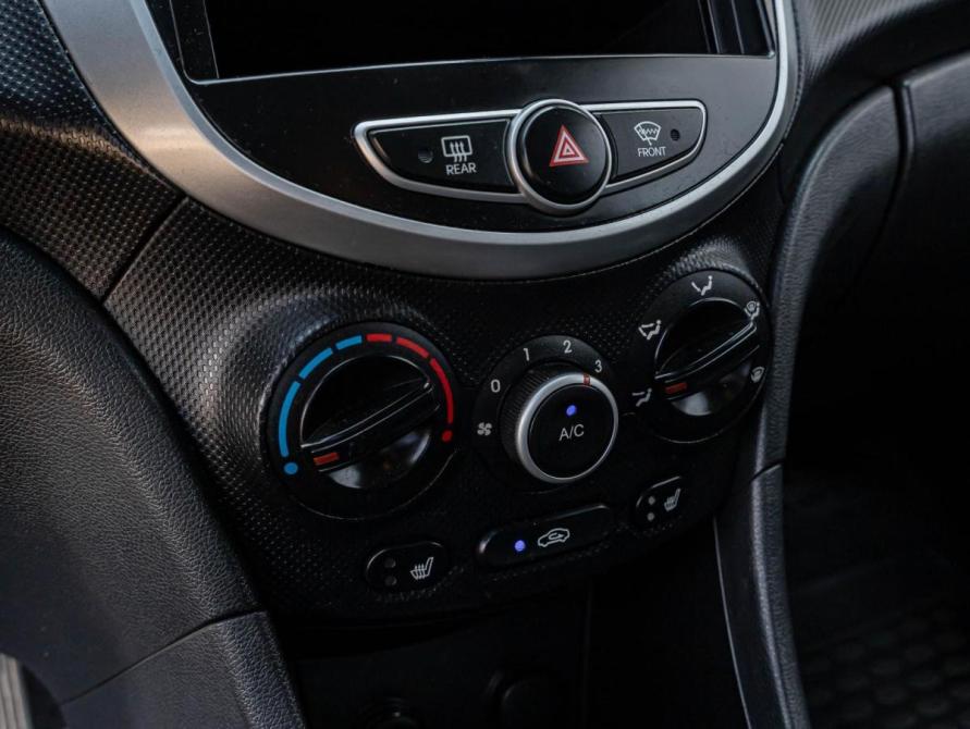 Hyundai Solaris I Краснодар  - изображение 12