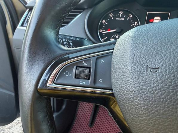 Skoda Octavia III (A7) с пробегом 2015 года, цена 895 000 рублей, 358040 км, лифтбек, Автокод Объявления